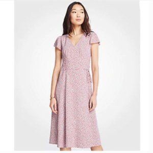 🧺Ann Taylor Floral Belted Wrap Dress in Cool Peri, Red Poppies Print, size 12P